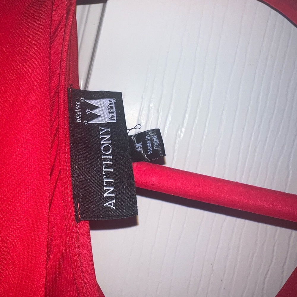 Atthony Designs Original - Picture 2 of 2